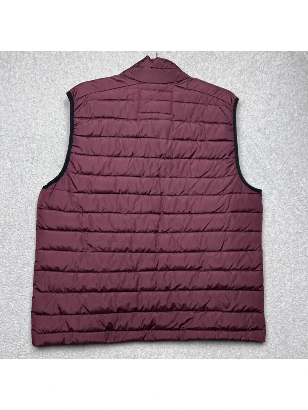 Aéropostale Remixed Down Puffer Vest Mens L Burgundy Recycled Quilted Gilet
